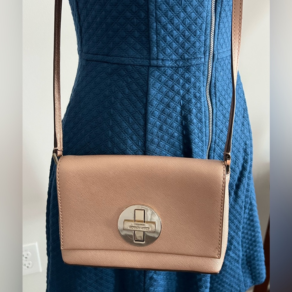 Kate spade turn lock rose gold leather crossbody purse